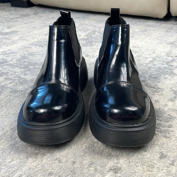 New Dolls Kill Lemon Drop by Privileged Fairfield Platform Ankle Boot Chunky 5.5 - Picture 4 of 14